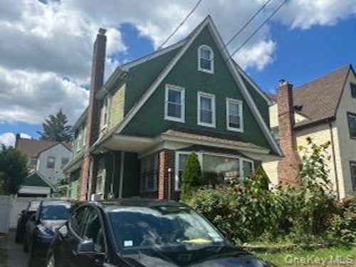 35-20 Utopia Pkwy, Flushing, NY, 11358-2310 | Card Image