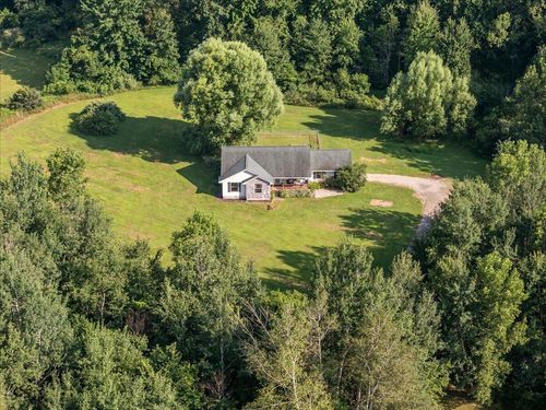 11265 W Coon Lake Rd, Webberville, MI, 48892-9013 | Card Image