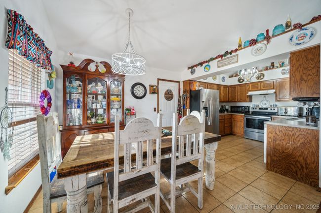 393074 E 1150 Rd, House other with 3 bedrooms, 2 bathrooms and null parking in Weleetka OK | Image 13