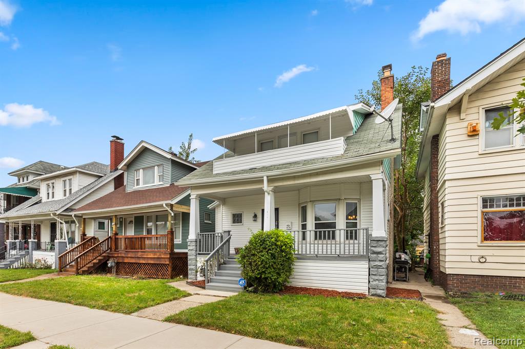 Euclid St, Detroit, MI 48206