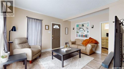 773 Athol St, Regina, SK, S4T3B4 | Card Image