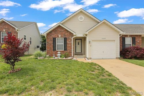 1659 Vine School Rd, Herculaneum, MO, 63048-1590 | Card Image
