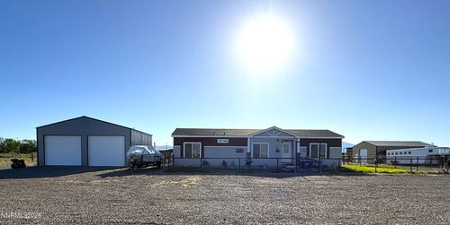 1729 2300 East St, Battle Mountain, NV, 89820 | Card Image