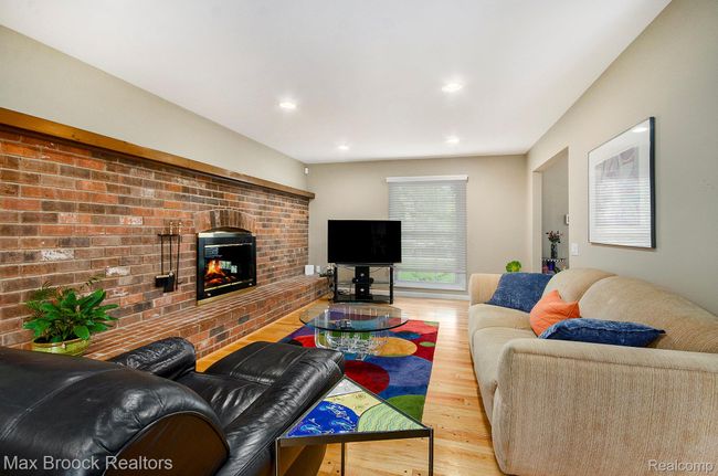 Family Room 1 | Image 11