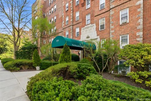 apt-b22-270 Bronxville Rd, Yonkers, NY, 10708-2814 | Card Image