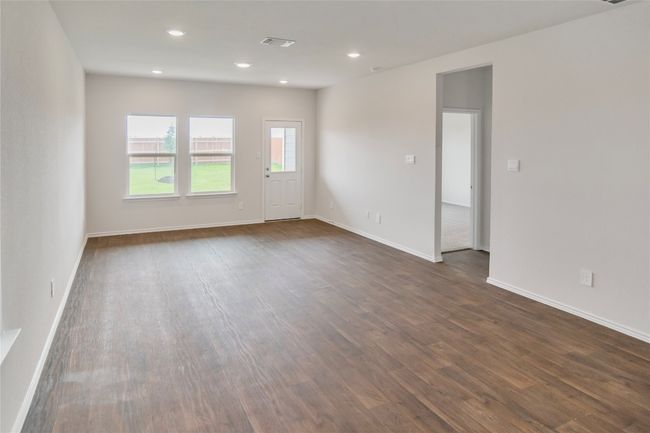 361 Sandringham Loop, House other with 4 bedrooms, 3 bathrooms and 2 parking in Uhland TX | Image 11