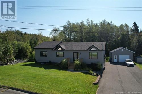 52 Rue Du Réservoir, Saint Jacques, NB, E7B2X2 | Card Image