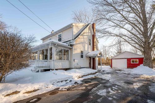 1470 King St, Windsor, NS, B0N2T0 | Card Image