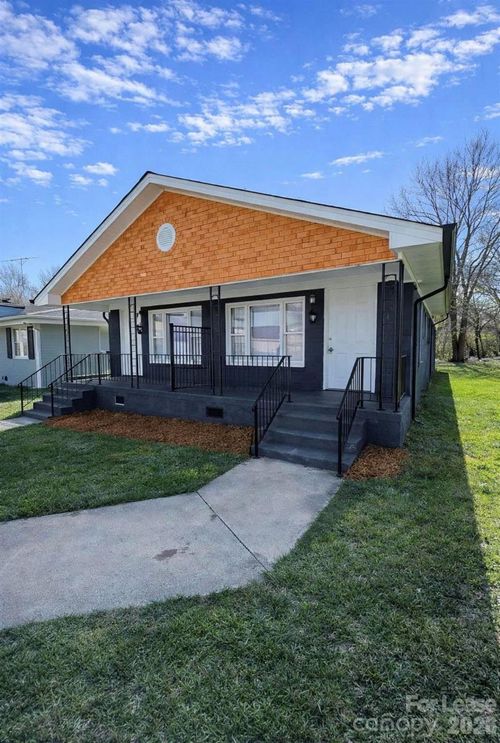 1417 W Bank St, Salisbury, NC, 28144-3973 | Card Image