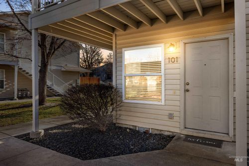 101-8909 W Irving St, Boise, ID, 83704-4801 | Card Image