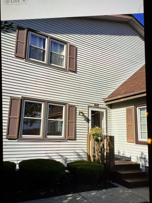 7757 W Briar Ct, Frankfort, IL, 60423-6957 | Card Image