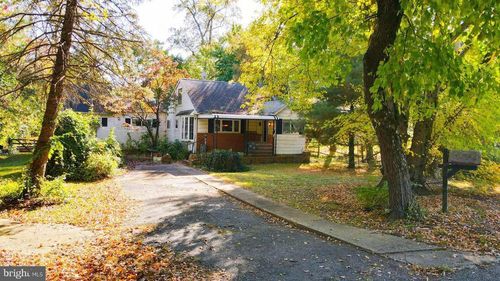 1401 Furnace Rd, LINTHICUM HEIGHTS, MD, 21090-1010 | Card Image