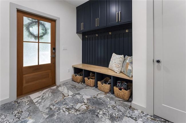 3899 Carlton Dr, House other with 4 bedrooms, 4 bathrooms and 2 parking in Chamblee GA | Image 17