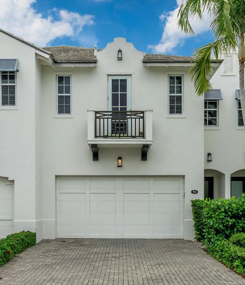 918 St George Blvd, Delray Beach, FL, 33483-5119 | Card Image