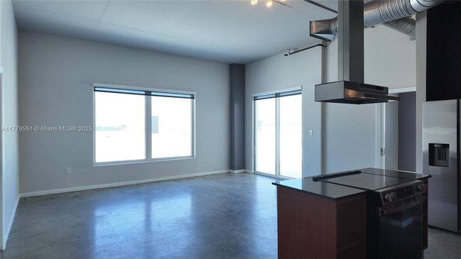 APT-610 - 10 Sw South River Dr, Condo with 2 bedrooms, 2 bathrooms and null parking in Miami FL | Image 14