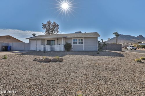 1801 E Paradise Lane, Phoenix, AZ, 85022 | Card Image