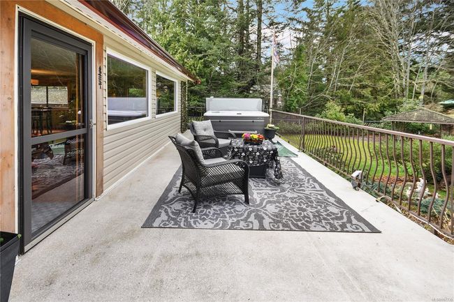 1625 Queequeg Trnabt, House other with 3 bedrooms, 3 bathrooms and 4 parking in Gabriola Island BC | Image 16