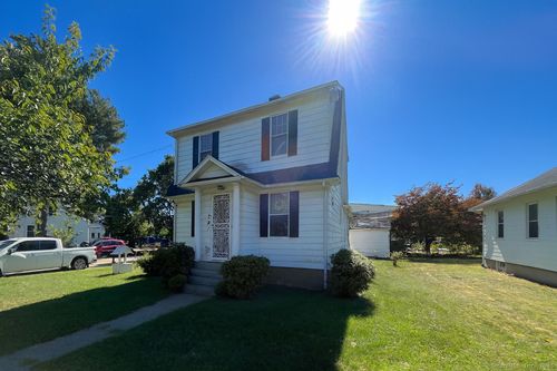 291 Birdseye St, Stratford, CT, 06615-6903 | Card Image