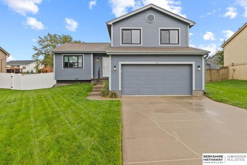 815 Clearwater Drive, Papillion, NE, 68046 | Card Image
