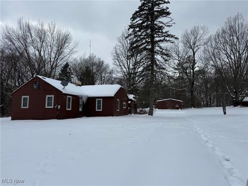 2160 Ingersoll Dr, Akron, OH, 44320-3837 | Card Image