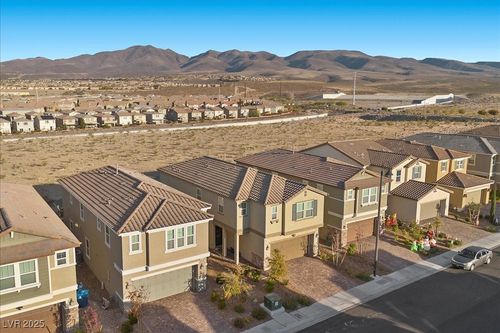 2832 Frabiele St, Henderson, NV, 89044-1753 | Card Image