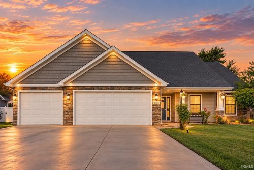 1702 Waynedale Drive, Garrett, IN, 46738-2081 | Card Image