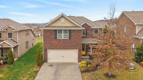 211 Hempstead Ct, Gallatin, TN, 37066-1490 | Card Image