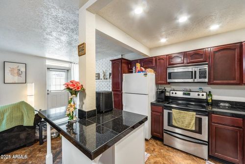 14-4202 N 28th St, Phoenix, AZ, 85016-5753 | Card Image