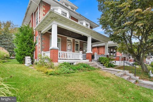 2419 Penn Ave, WEST LAWN, PA, 19609-1653 | Card Image