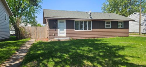 709 24th Ave N, Saint Cloud, MN, 56303-3254 | Card Image