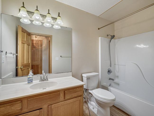 Main floor full bath | Image 17