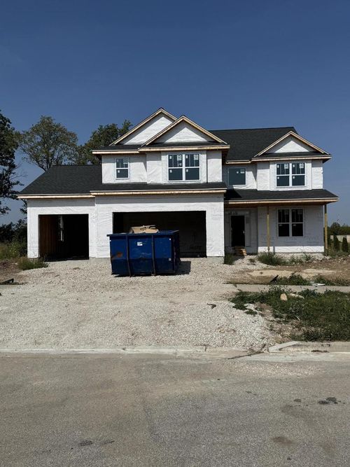 N55W23842 Fieldstone Pass Circle, Sussex, WI, 53089 | Card Image