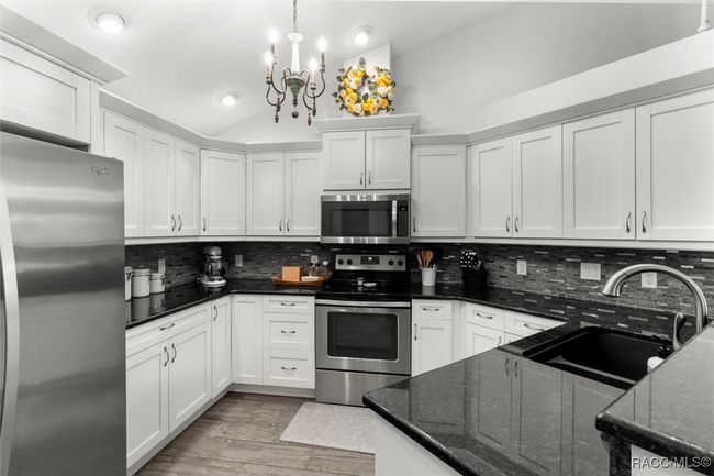 5317 W Tortuga Loop, House other with 3 bedrooms, 2 bathrooms and 2 parking in Lecanto FL | Image 13