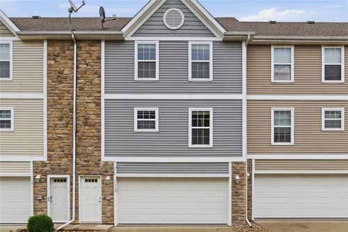 1139 Keystone Ln, Pleasant Hill, IA, 50327-8917 | Card Image