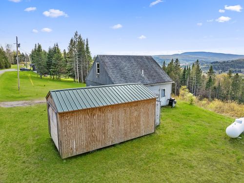 131 Daniel Beard Road, Pittsburg, NH, 03592 | Card Image