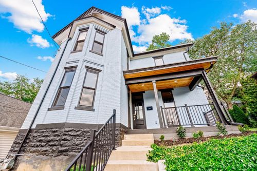 3634 Columbia Pkwy, Cincinnati, OH, 45226-2111 | Card Image