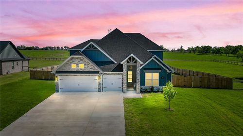 207 Jenna Ln, Gravette, AR, 72736-5023 | Card Image