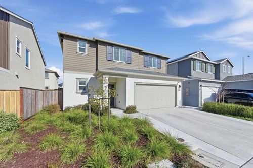 208 Frontier St, American Canyon, CA, 94503-1519 | Card Image