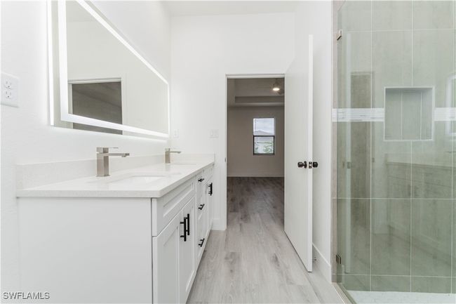 8304 Lena Ct, House other with 3 bedrooms, 2 bathrooms and null parking in LABELLE FL | Image 12