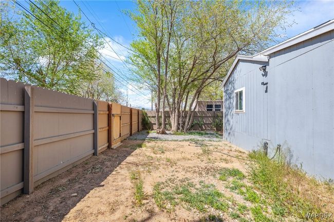 Yard | Image 43