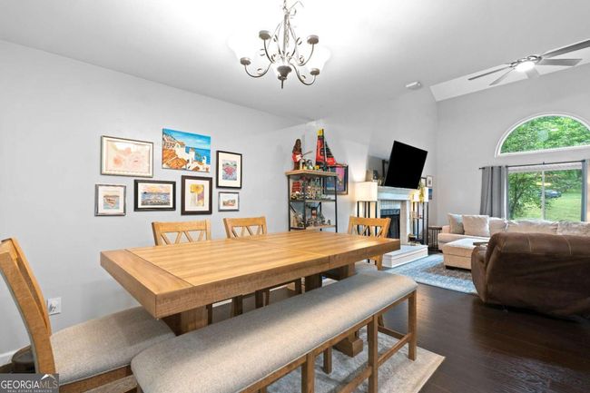 100 Karla Ct, House other with 4 bedrooms, 2 bathrooms and 4 parking in Roswell GA | Image 5
