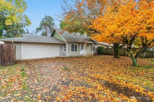 9709 Nw 21st Ave, Vancouver, WA, 98665-6623 | Card Image