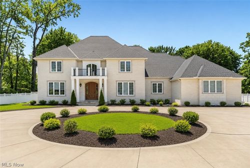 26921 Hilliard Blvd, Westlake, OH, 44145-3215 | Card Image