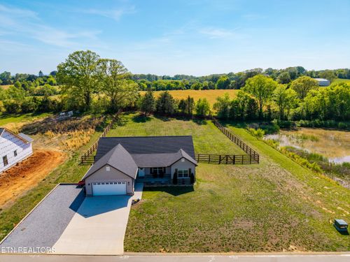 909 Loblolly Lane, Maryville, TN, 37801 | Card Image