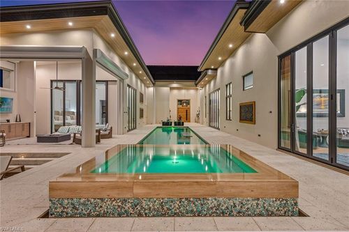 517 Barfield Dr, MARCO ISLAND, FL, 34145-3605 | Card Image