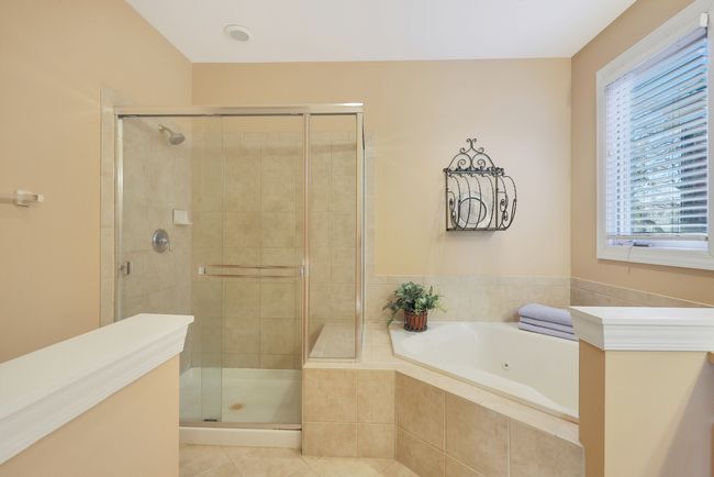 221 Course Dr, House other with 3 bedrooms, 3 bathrooms and 2 parking in Lake In The Hills IL | Image 19