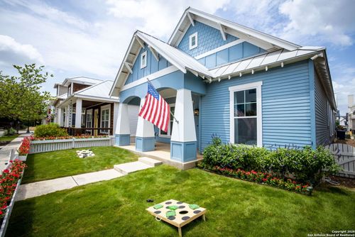 649 Center Grn, New Braunfels, TX, 78130-6683 | Card Image