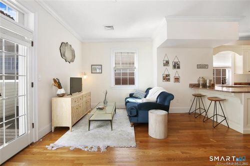 1241 Post Rd, Fairfield, CT, 06824-6025 | Card Image