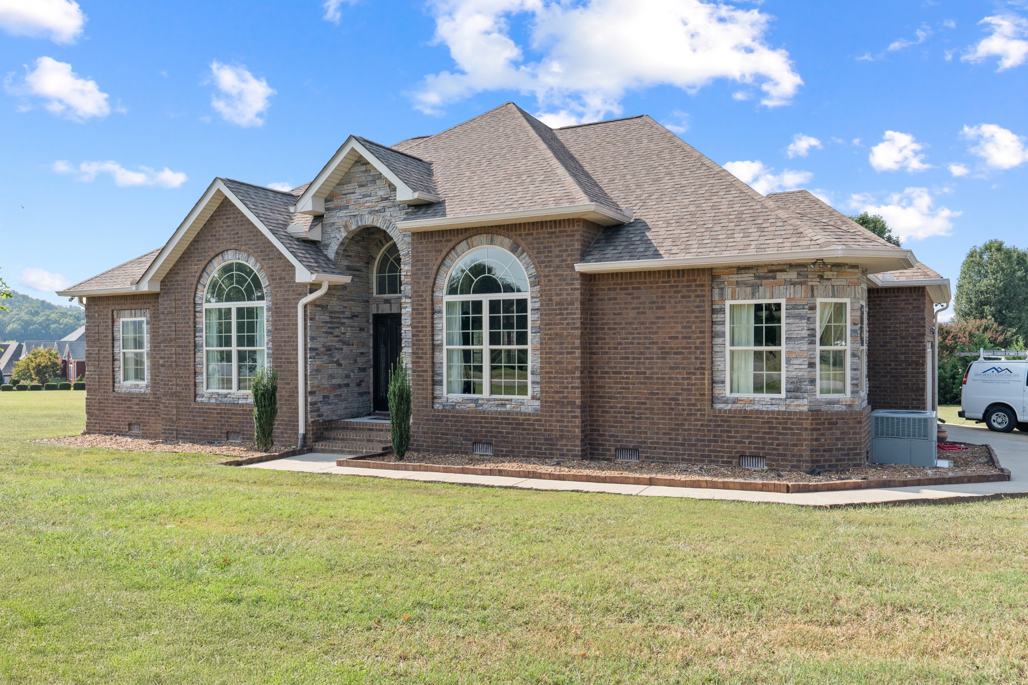 Barton Dr, Normandy, TN 37360