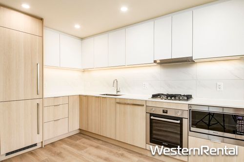 318 Alderson Ave, Coquitlam, BC, V3K0J1 | Card Image